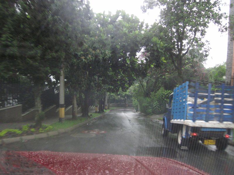 Medellín040411-2426.jpg - Drive Medellin Streets UNE to my hotel