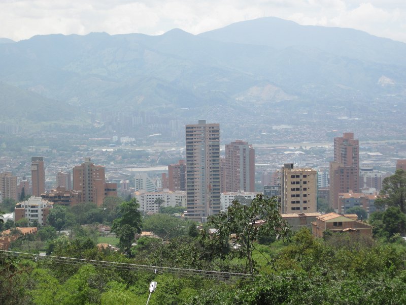 Medellín040411-2449.jpg - View of Medellín Aburra Valley from El Tesoro Parque Comercial