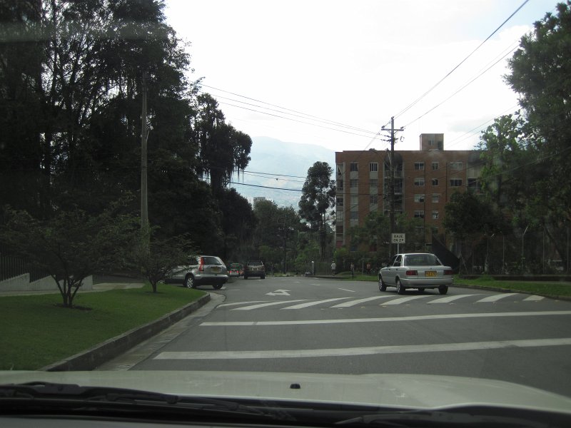 Medellín040411-2465.jpg - Drive  streets of El Poblado area of Medellin from  El Tesoro Parque Comercial to UNE Offices