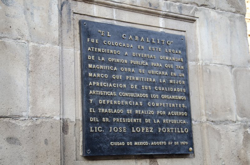 MexicoCity011011-0242.jpg - "El Caballito" Fue Colocada en este lugar atendiendo a diversas demandas de la opinion pulica para que tanmagnifica obra se ubicara en un marco que permitiera la mejor artisticas consultados los organismos ydependencias competentes, el traslado se realizo por acuerdo del Sr Presidente de la Republica.Lic. Jose Lopez Portillo Ciudad de mexioc, acosto 27 de 1979