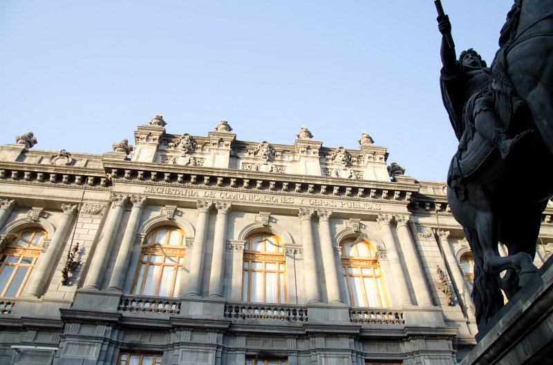 MexicoCity011011-0243.jpg - Museo Nacional de Arte: "Secretaria de Comunicaciones y Obras Publicas / Ministry of Communications and Public Works"