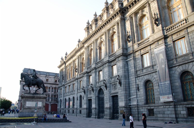 MexicoCity011011-0248.jpg - Museo Nacional de Arte - Statue of King Carlos IV of Spain by Manuel Tolsá