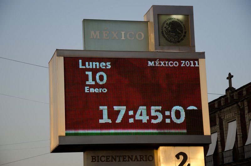 MexicoCity011011-0292.jpg - Bicentenario 2010