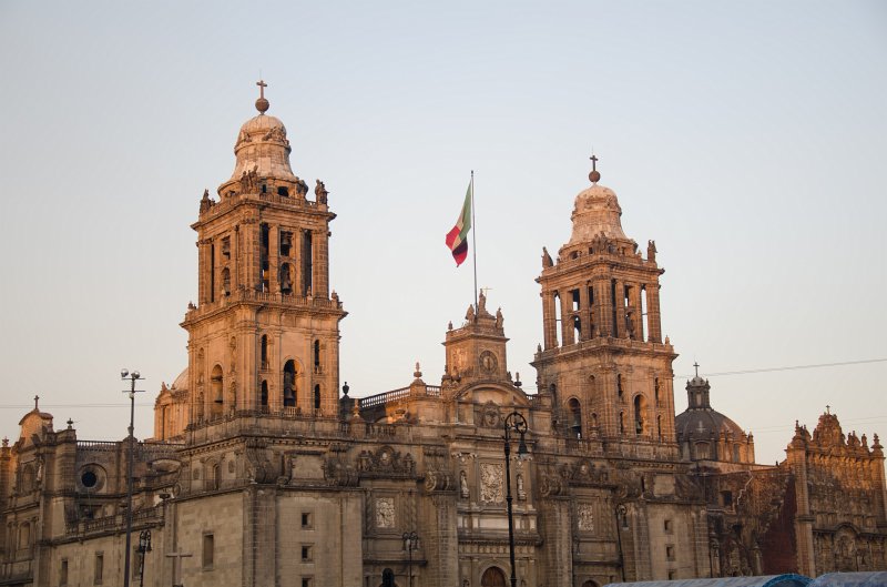 MexicoCity011011-0321.jpg - Metropolitan Cathedral