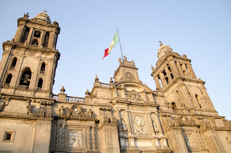 MexicoCity011011-0277.jpg - Metropolitan Cathedral, South facade