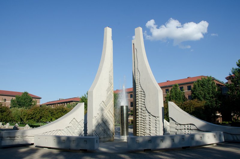 PurdueCampusWalk091211-5930.jpg - Purdue Mall Water Sculpture