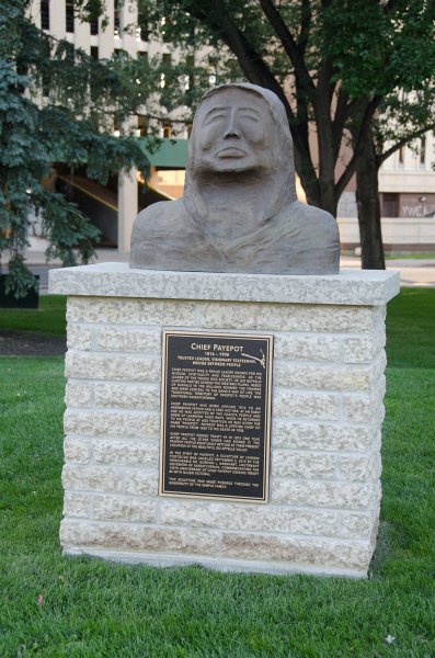 Regina081611-5091.jpg - Chief Payepot 135th Anniversary statue, Queen Elizabeth II Court/City Hall Courtyard
