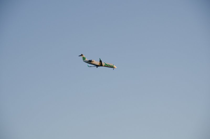 Regina081611-5126.jpg - Jet landing at Regina airport