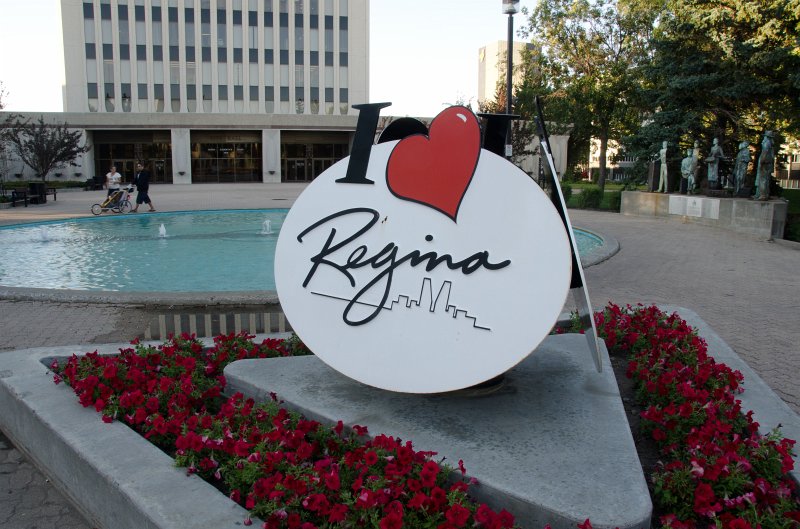 Regina081611-5081.jpg - "I Love Regina" sign in front of City Hall/ Queen Elizabeth II Court