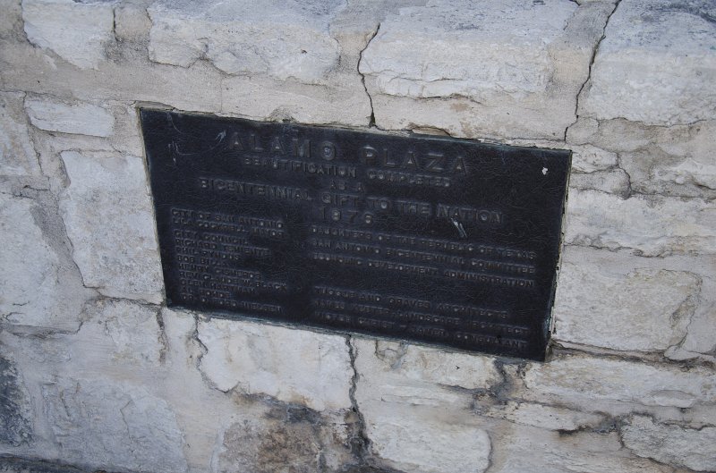 SanAntonio020711-0698.jpg - Alamo Plaza