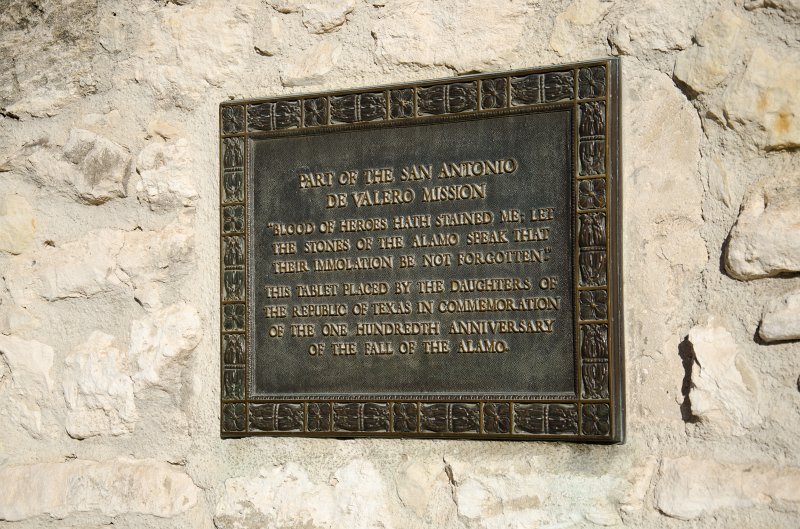 SanAntonio020711-0711.jpg - Part of the San Antonio  de Valero Mission (The Alamo Barracks and Armory building))