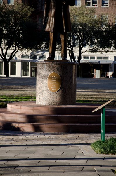SanAntonio020711-0767.jpg - T. C. Frost Statue, Plaza across the street from the Frost Bank building