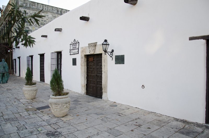 SanAntonio020711-0775.jpg - Spanish Governors Palace