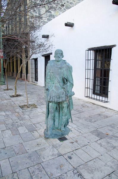 SanAntonio020711-0779.jpg - "The Conquistador" by Enrique Monjo, Sculptor, 1977.