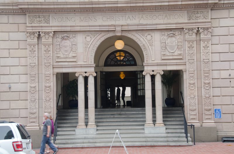 SanDiego062411-4076.jpg - The Armed Services YMCA