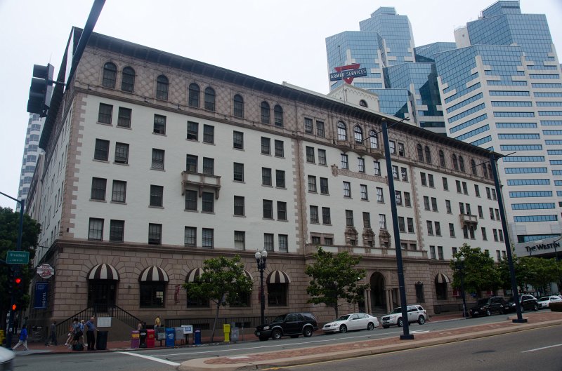 SanDiego062411-4079.jpg - The Armed Services YMCA