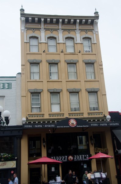 SanDiego062411-4159.jpg - Sloppy Joey's