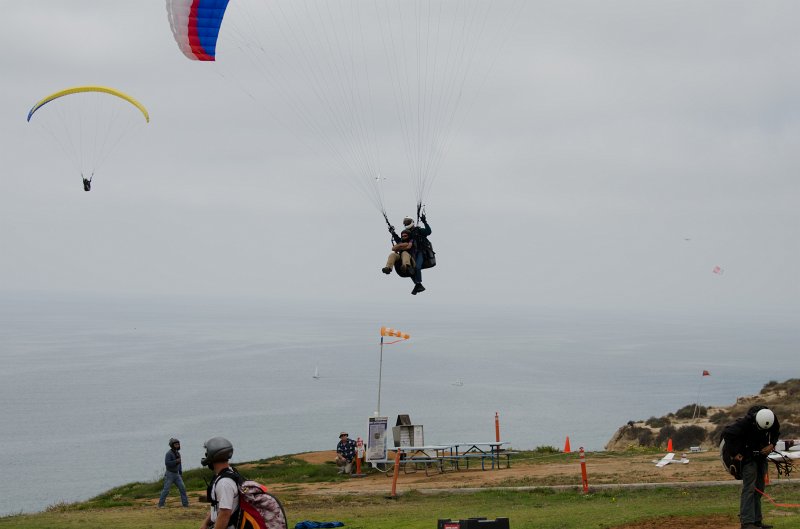 SanDiego062411-4618.jpg - Torrey Pines Gliderport