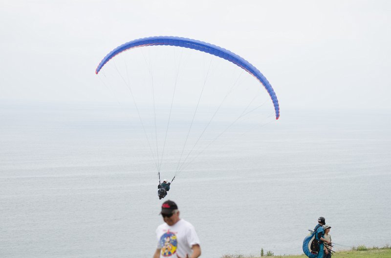SanDiego062411-4634.jpg - Torrey Pines Gliderport