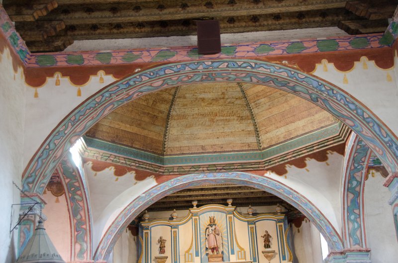 SanDiego062411-4832.jpg - Dome over church pulpit