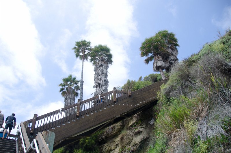 SanDiego062411-4611.jpg - Swami's Surfing Spot