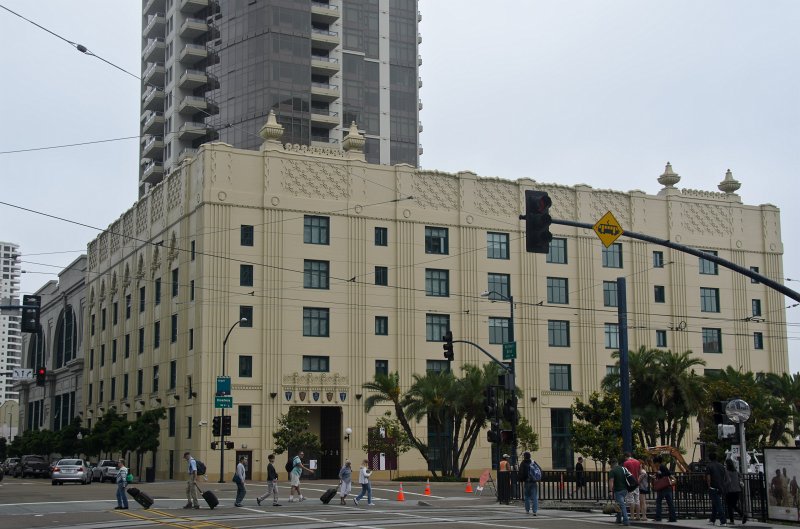 SanDiego062411-4070.jpg - San Diego Gas and Electric, Power Station B