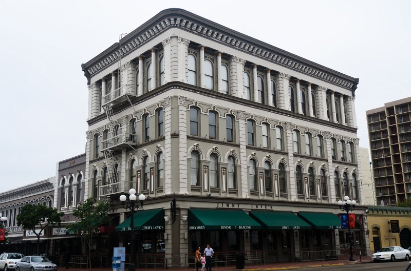 SanDiego062411-4140.jpg - Historic San Diego Old City Hall and  Public Library (46), now Jimmy Love's