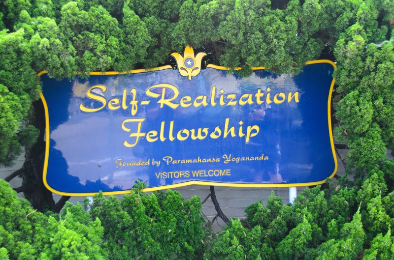 SanDiego062411-4589.jpg - Self-Realization Fellowship Meditation Gardens