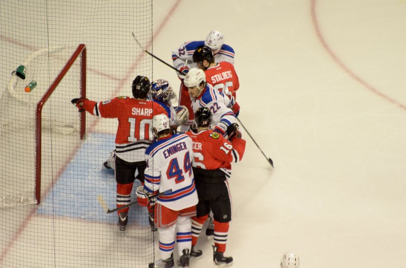 Blackhawks030912-9139.jpg - Rangers vs Hawks