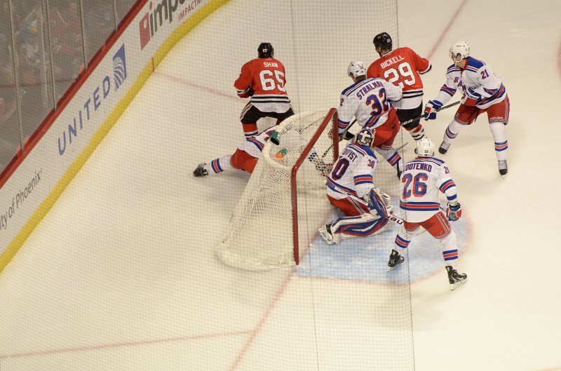 Blackhawks030912-9158.jpg - Rangers vs Hawks