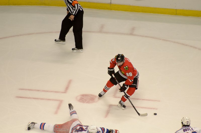Blackhawks030912-9189.jpg - Rangers vs Hawks