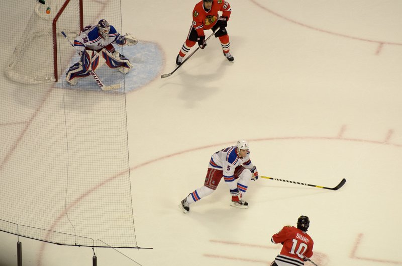 Blackhawks030912-9198.jpg - Rangers vs Hawks