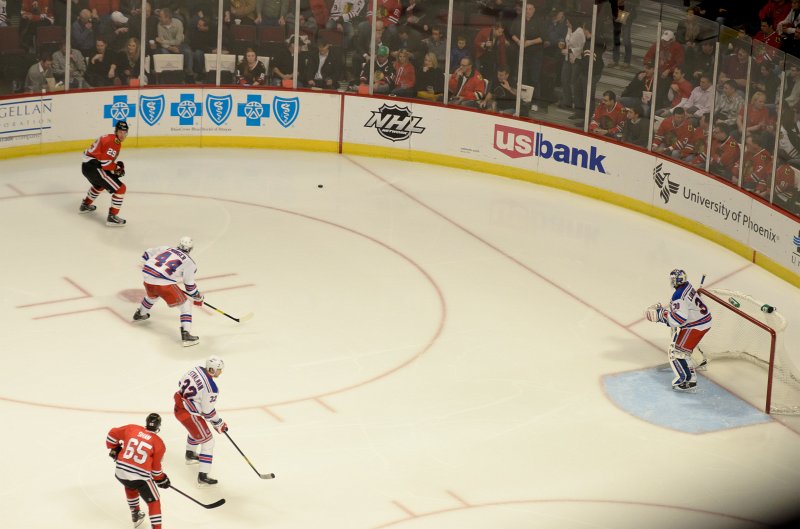 Blackhawks030912-9210.jpg - Rangers vs Hawks