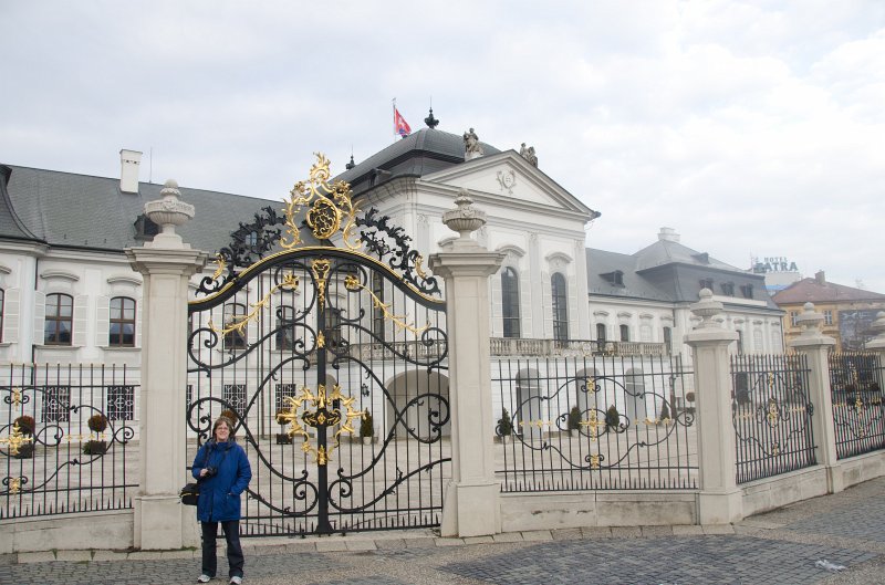 Bratislava012212-8425.jpg - Molly, Grasalkovičov Palác / Grassalkovich Palace