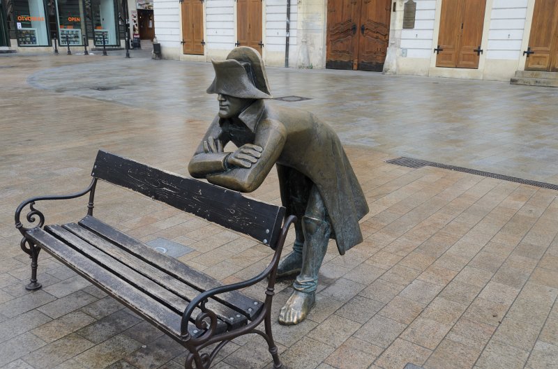 Bratislava012212-8286.jpg - French army soldier statue, Main Square / Hlavné námestie