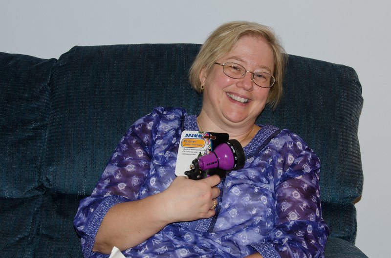 CathieBDayJuly2012-2968.jpg - Cathie's Birthday!! Opening presents at Grandmas