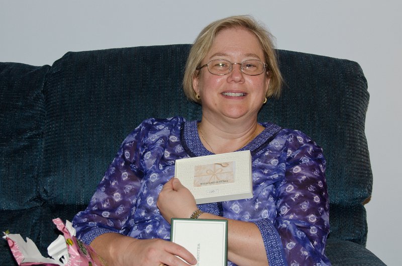 CathieBDayJuly2012-2964.jpg - Cathie's Birthday!! Opening presents at Grandmas