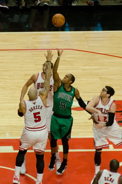 ChicagoBulls121812-4404.jpg - Boozer and Rondo.