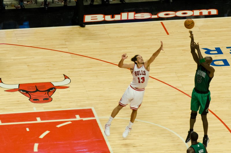 ChicagoBulls121812-4406.jpg - Noah and Garnett. Bulls vs Celtics, United Center, Chicago