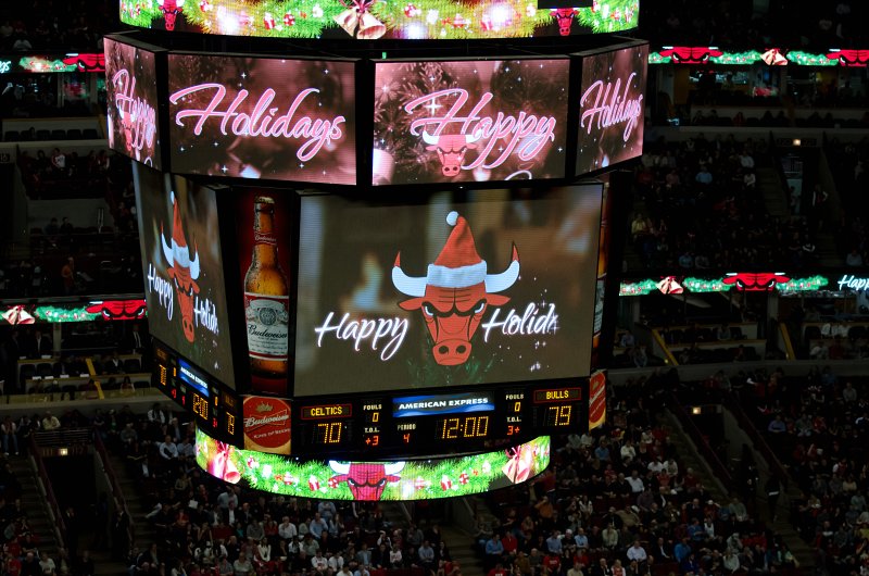 ChicagoBulls121812-4427.jpg - Happy Holidays. Bulls vs Celtics, United Center, Chicago
