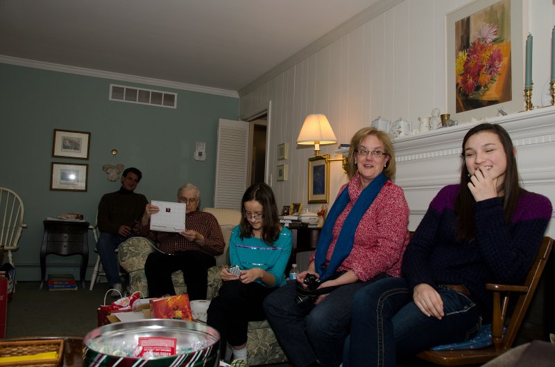 Christmas2012-4565.jpg - Christmas Eve at Mom and Dad's