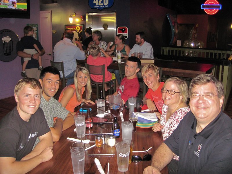 Columbia092212-4229.jpg - Parent's Weekend dinner at Mello Mushroom