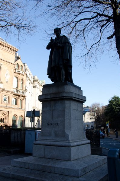 Dublin010212-7790.jpg - Thomas Moore Statue