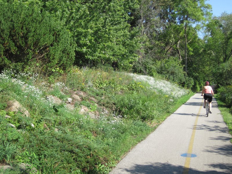 IMG_4042.jpg - Bike Fox River Bike Trail