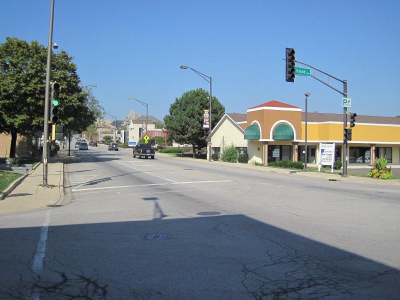 IMG_4050.jpg - Downtown Batavia on Island Ave at Wilson St