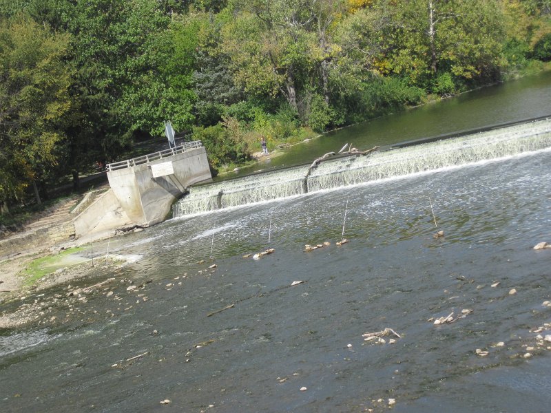 FoxRiverBike093012-4268.jpg - North Aurora Dam