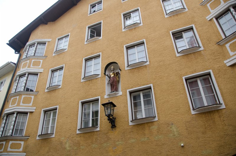 Fussen051212-0866.jpg - Brunnengasse, walking North