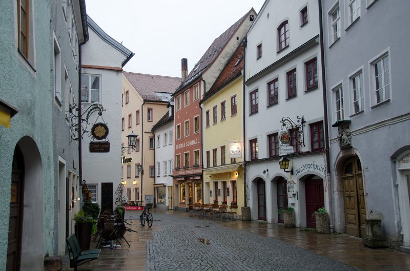 Fussen051212-0867.jpg - Brunnengasse, walking North