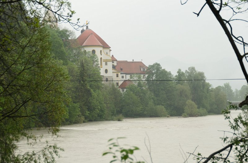 Fussen051212-0840.jpg - Walking through the Baumgarten along the Lech River