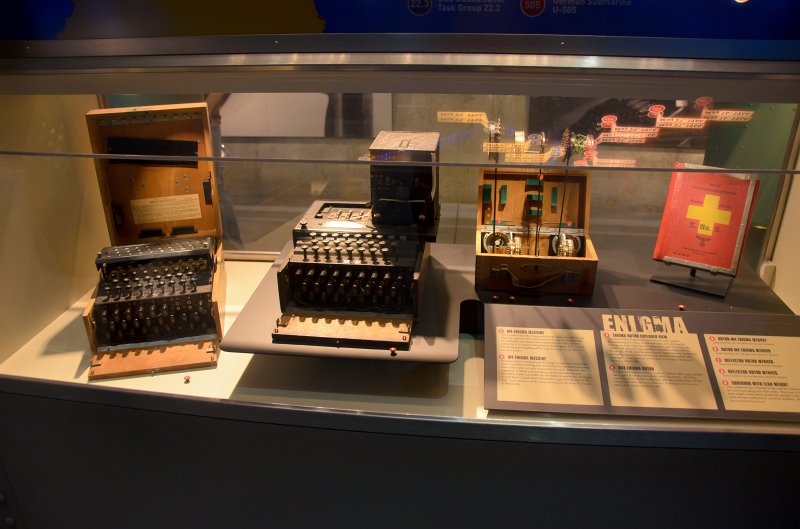 JacksBirthdayApril2012-0120.jpg - Leslie, Cathie, and Jack at, U-505 exhibit at the Museum of Science and Industry